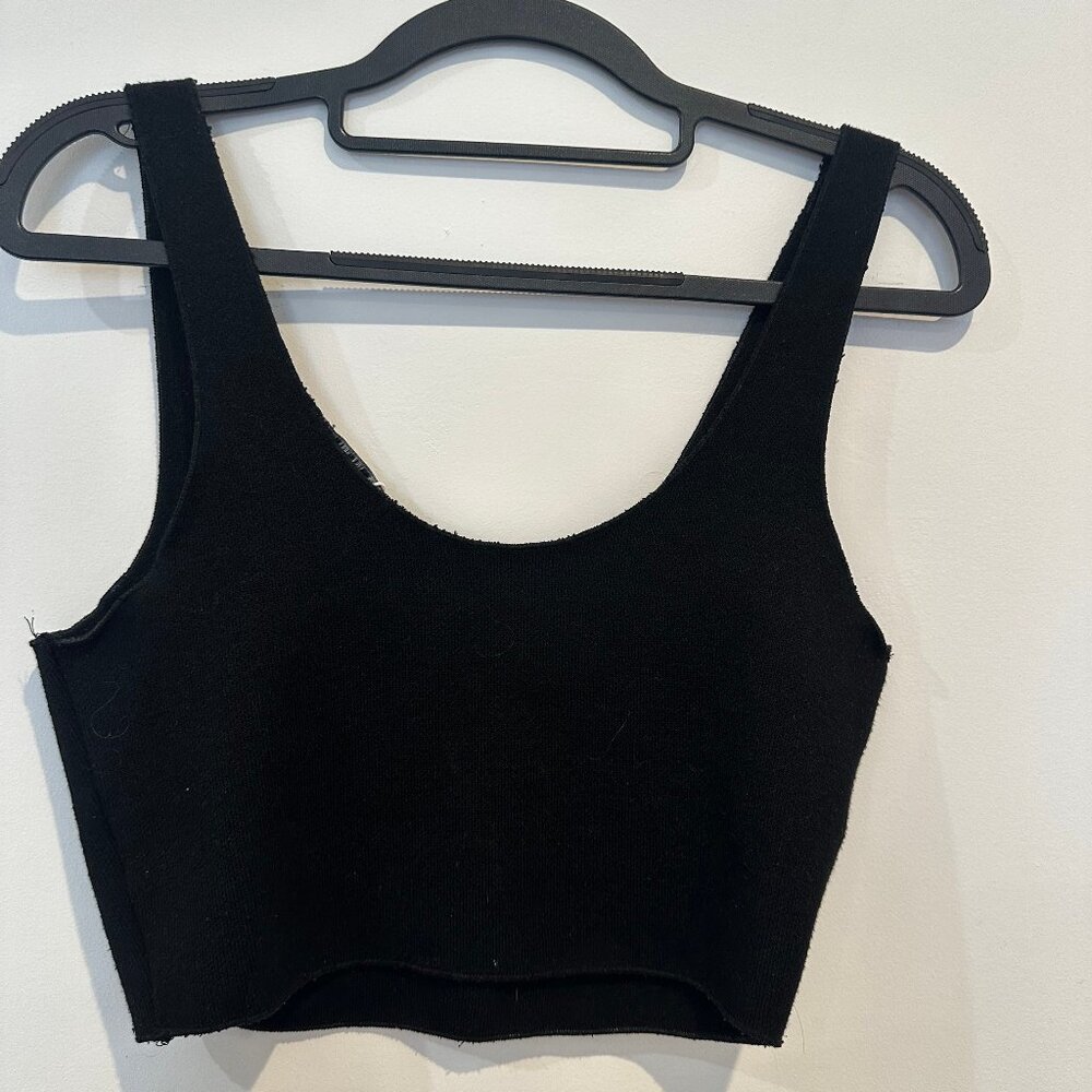 Zara Women's Black Scoop Neck Cropped Tank Top Size Small